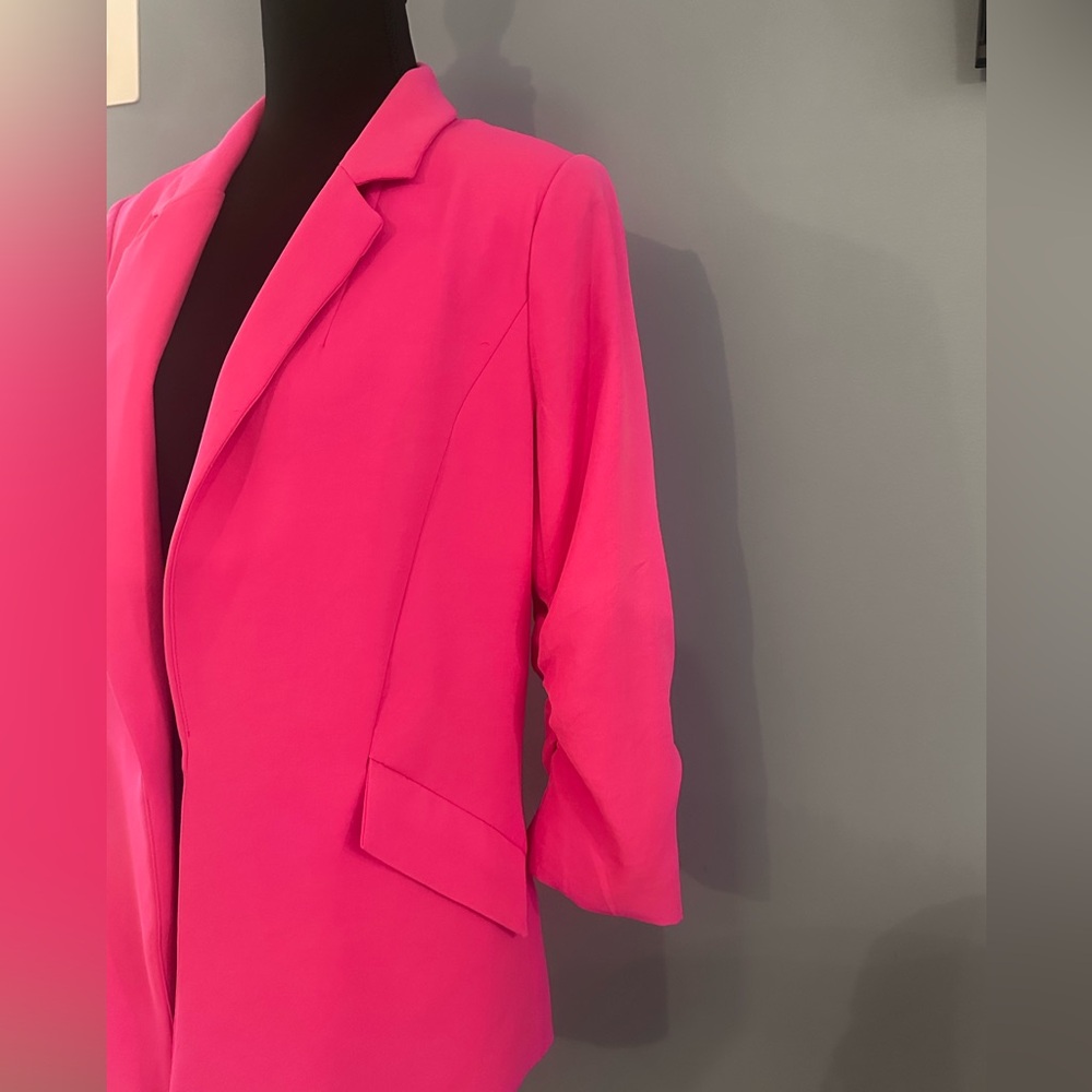 Skies Are Blue Fuchsia Blazer - Picture 2 of 8